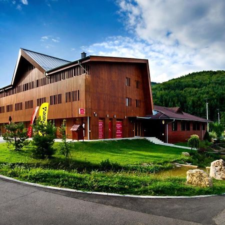 Apartmany Humno Валча Экстерьер фото