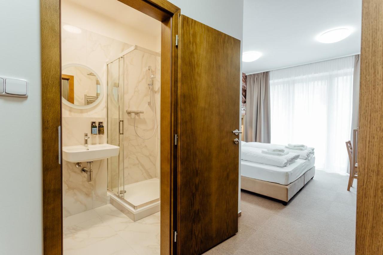 Apartmany Humno Валча Экстерьер фото