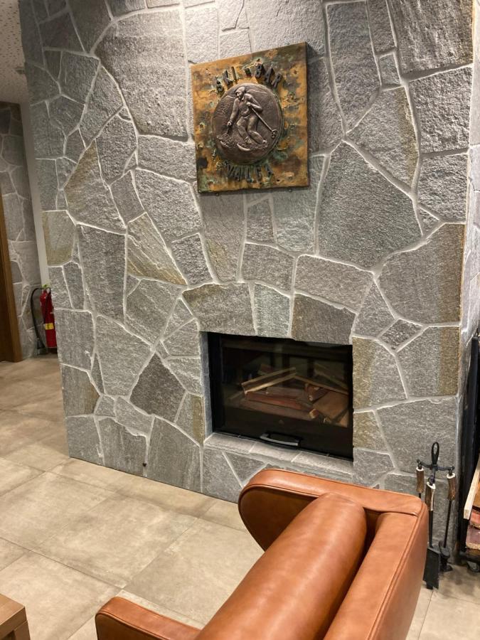 Apartmany Humno Валча Экстерьер фото