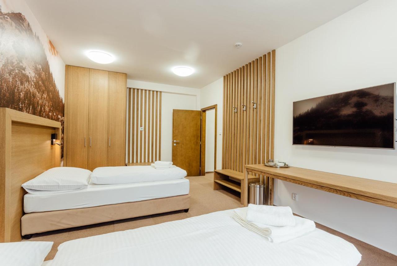 Apartmany Humno Валча Экстерьер фото